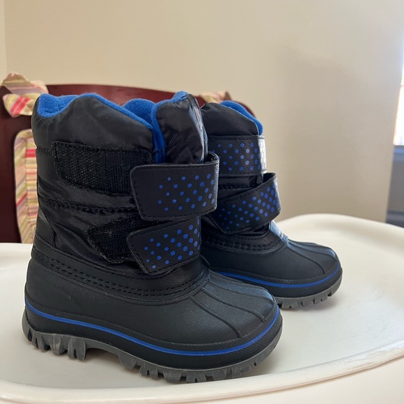 Winter boots for kids - Picture 2 of 5